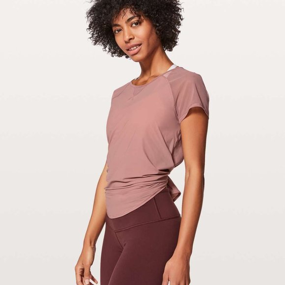 LULULEMON Mix & Mesh Short Sleeve Tie Tee All Tied Up Mesh Flow Black Like New - Picture 3 of 13